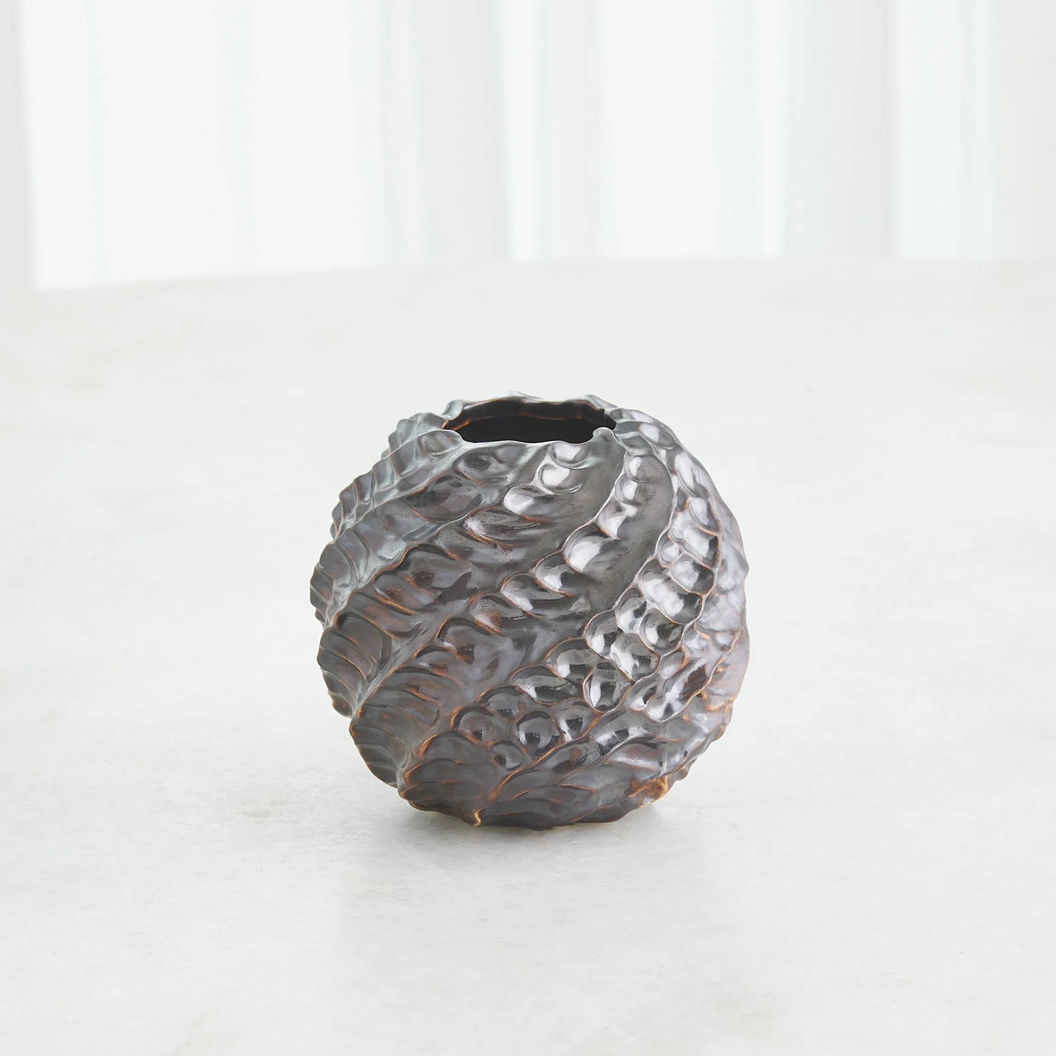 Cadoret Vase (Antique Bronze)