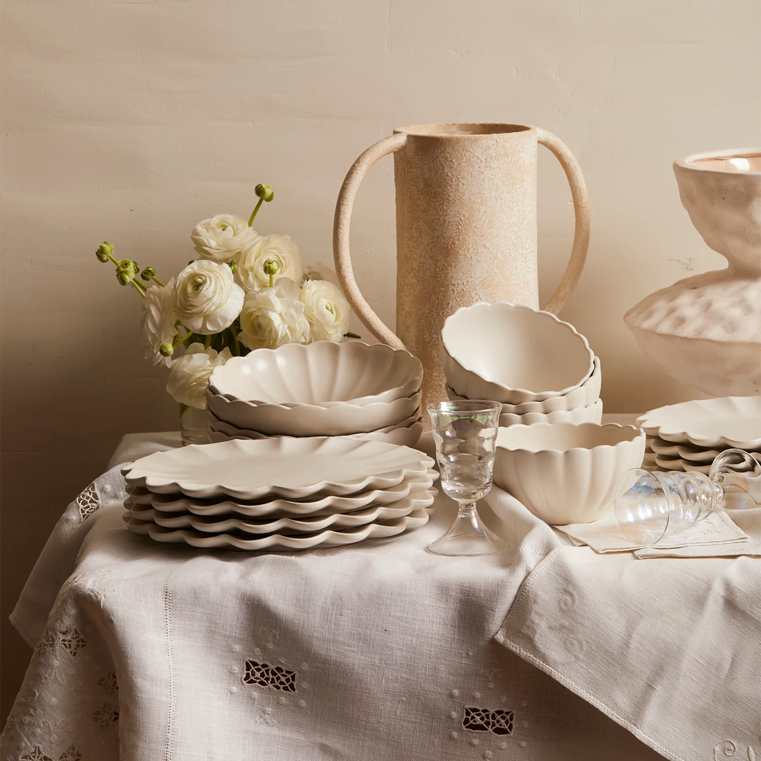 Dhalia Stoneware Dinner Plate, Set of 4 (White) - Image 3