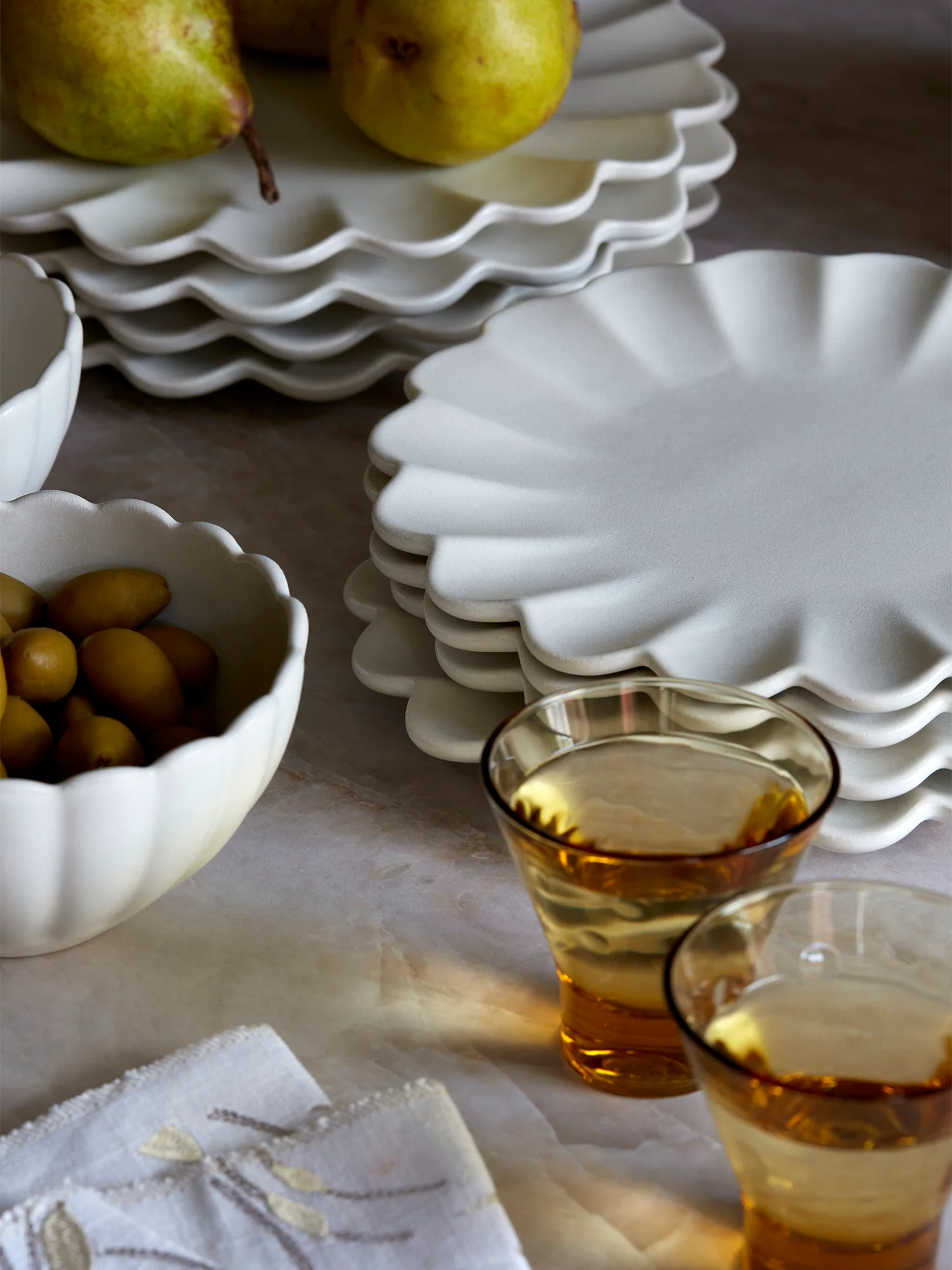 Dhalia Stoneware Dinner Plate, Set of 4 (White) - Image 7