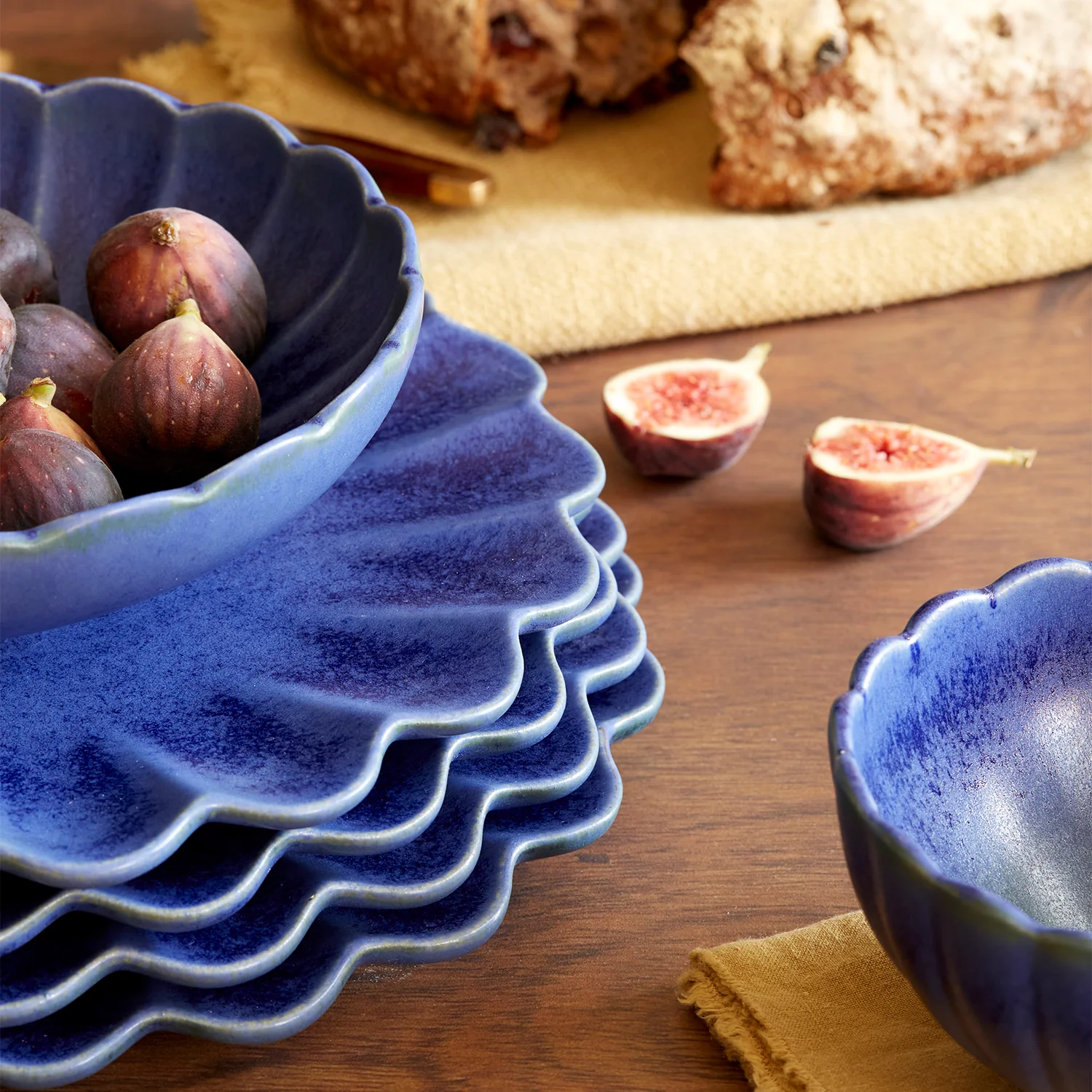 Dhalia Stoneware Pasta Bowl, Set of 4 (Blue) - Image 6