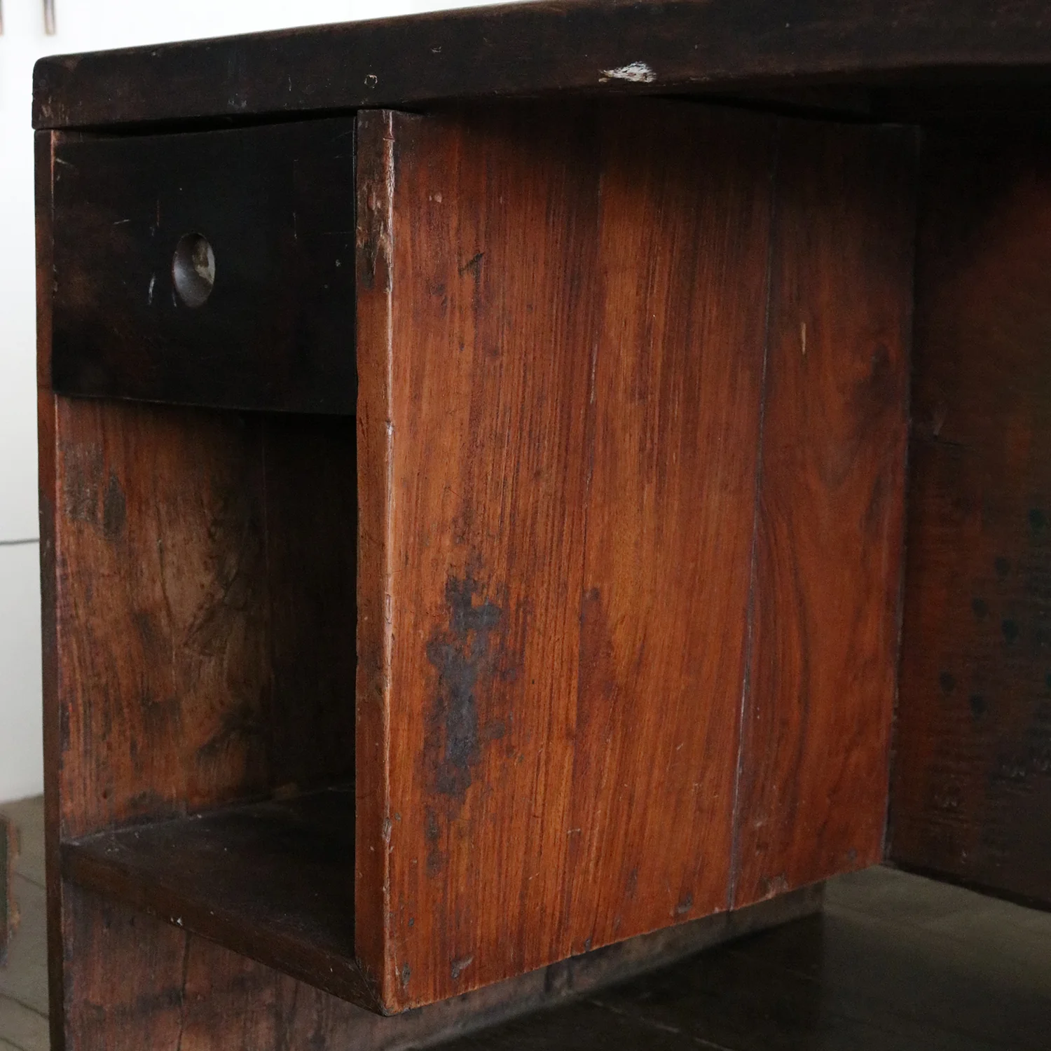 Pigeonhole Desk (ca. 1957–1958) by Pierre Jeanneret - Image 10