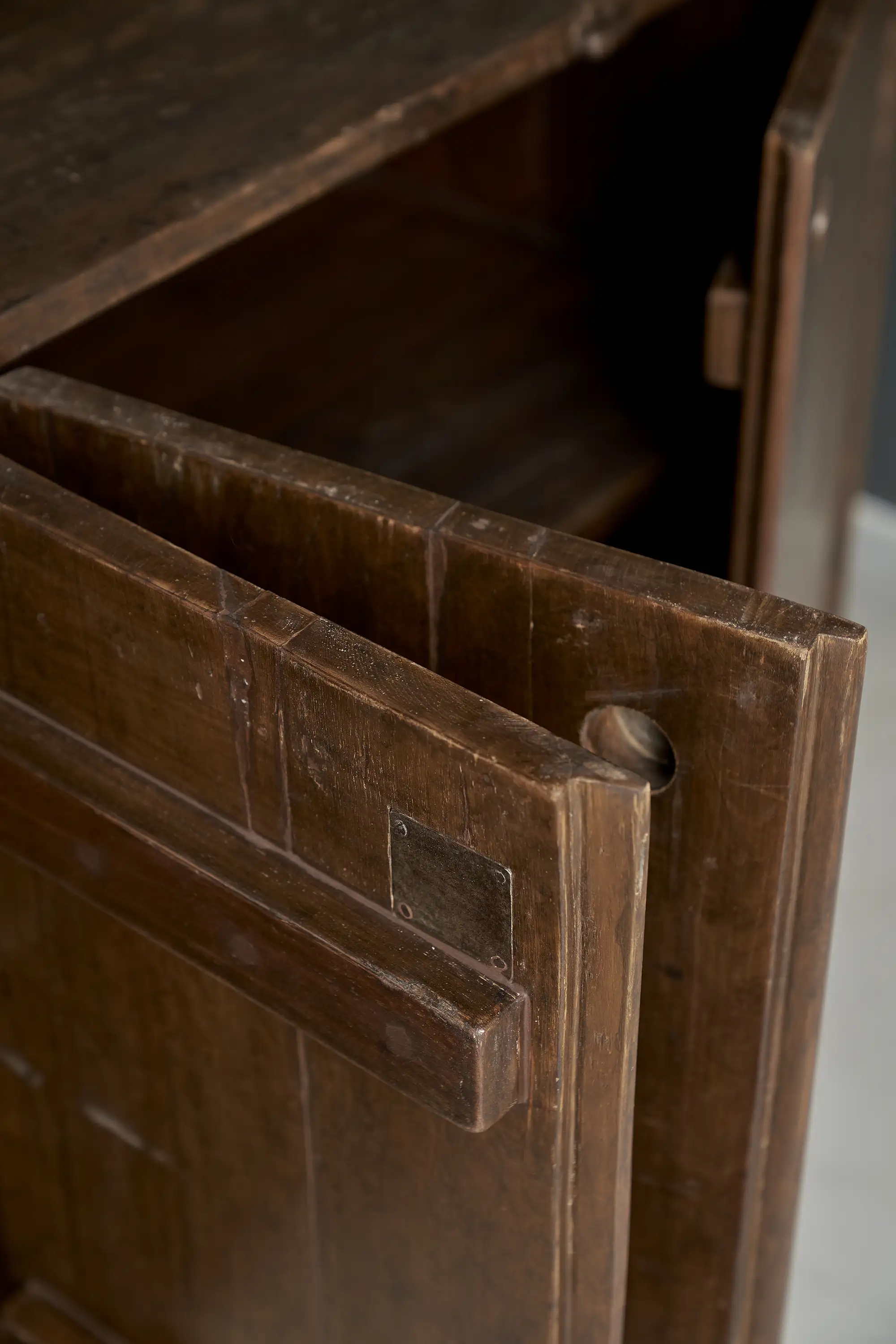 Pierre Jeanneret Four-Door Cabinet, Panjab University, Chandigarh, c. 1960 - Image 9