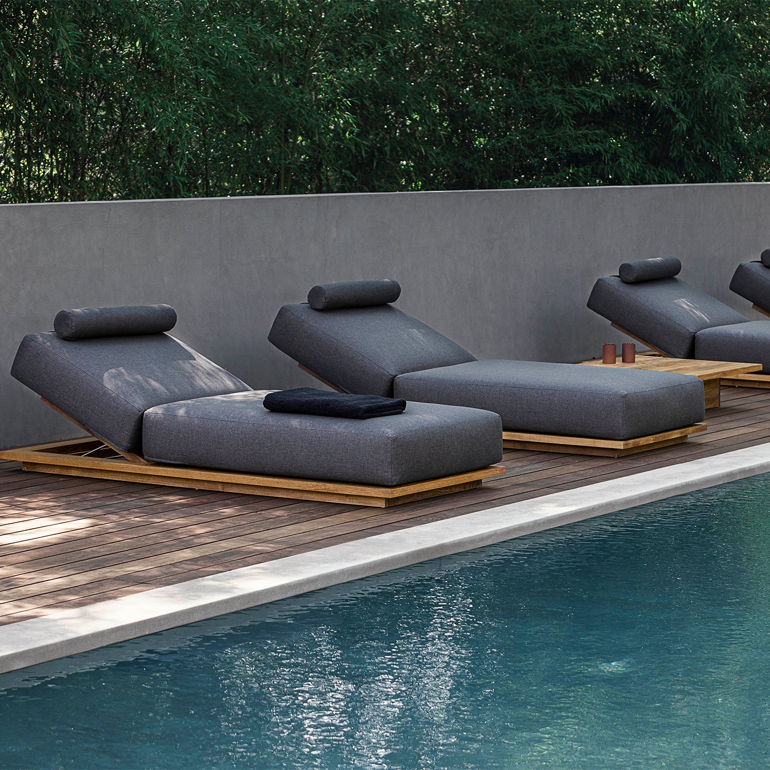 S2 Teak Chaise Lounge - Image 3