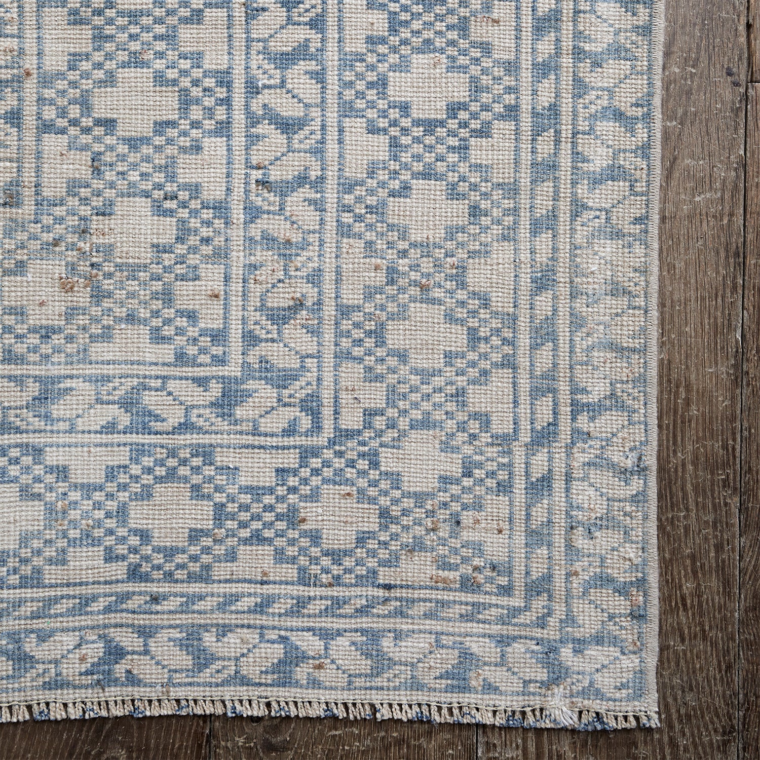 Vintage 1960's Northeast Persian Turkman rug - 8'9" x 11'4" - Image 2